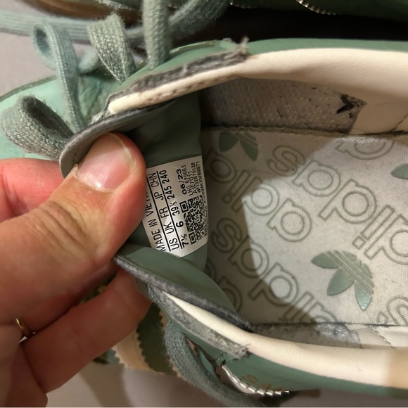 Adidas Matcha Sambas - Picture 2 of 3